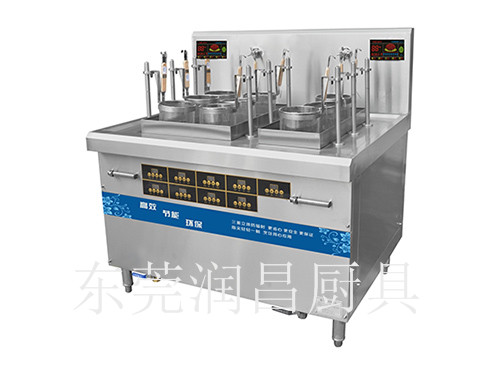 使用大型厨房设备的分类与功能有哪些？